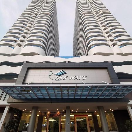 The Wave Residence Melaka מראה חיצוני תמונה
